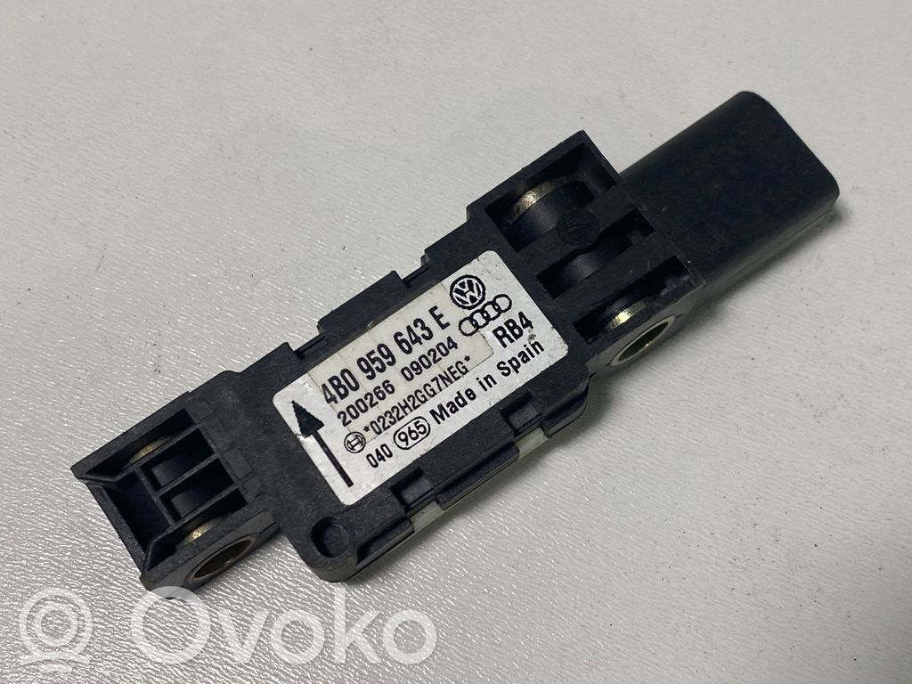 Sensor impacto/accidente para activar Airbag   4B0959643E