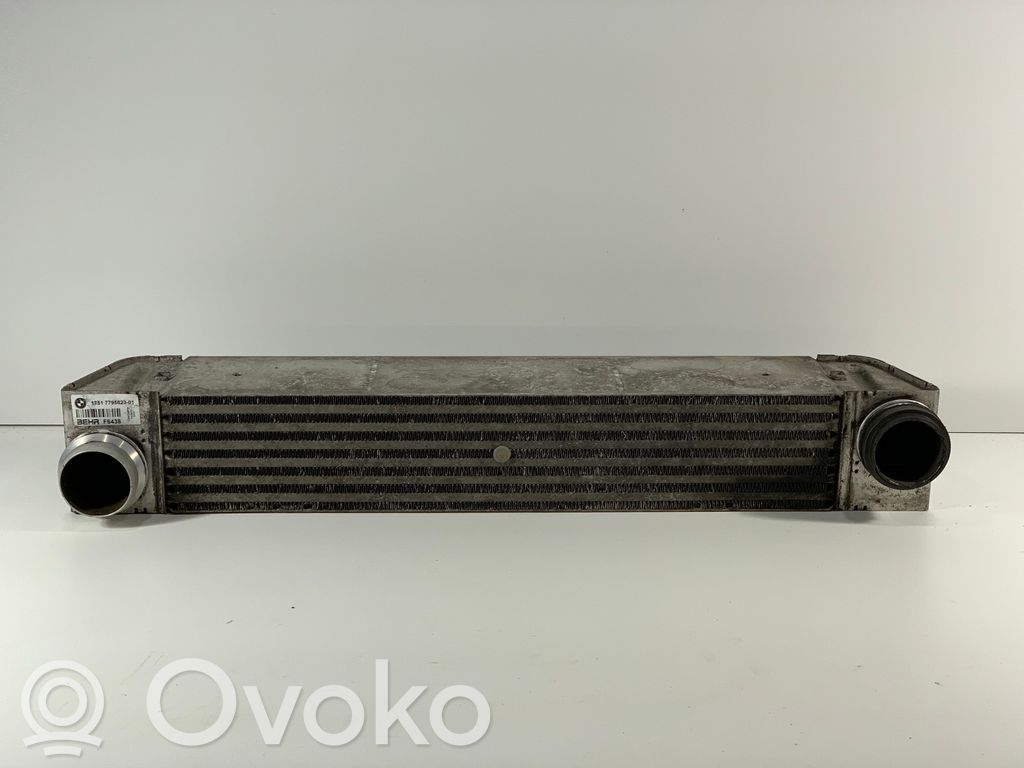 BMW 5 E60 E61 Interkūlerio radiatorius 