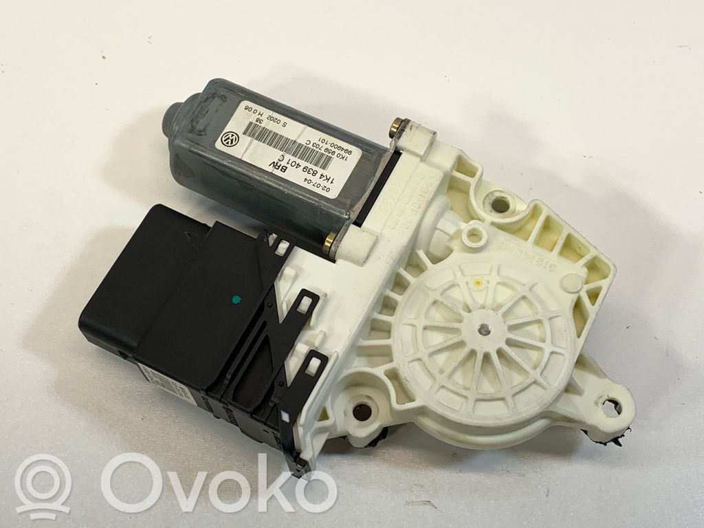 Volkswagen Golf V Silniczek podnoszenia szyby drzwi tylnych 