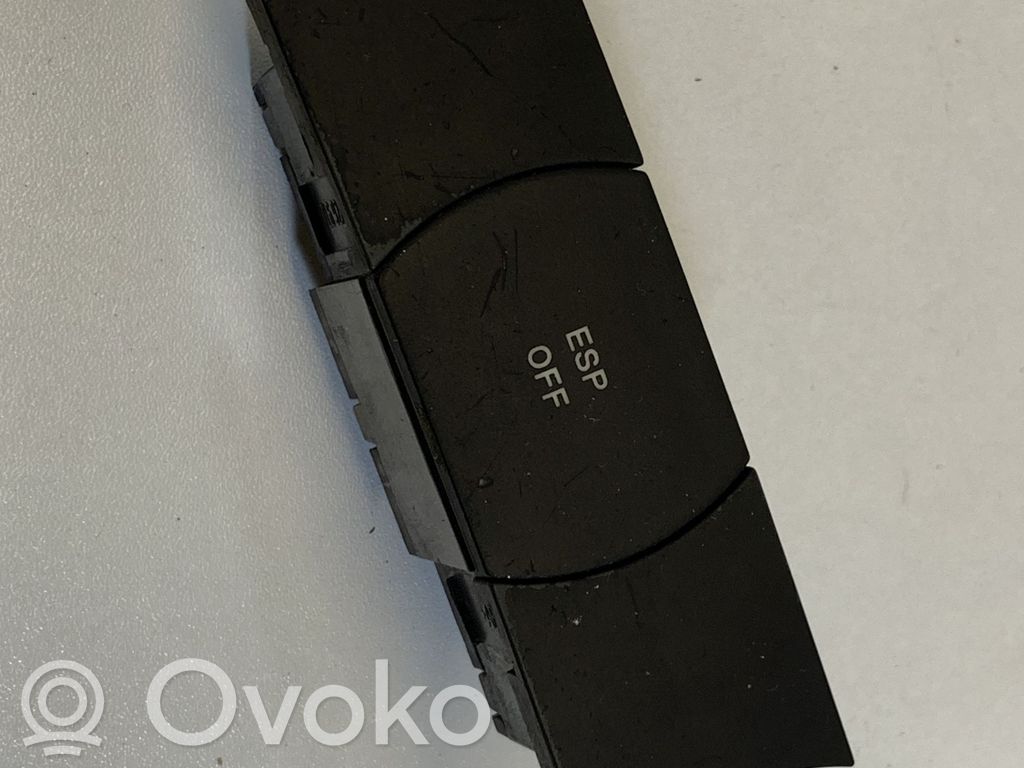 Volkswagen Touareg I Przycisk / Włącznik ESP 
