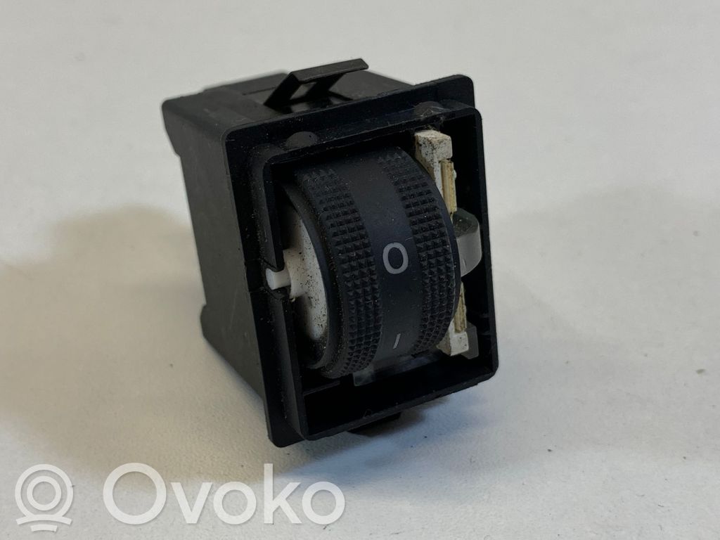 Audi A6 S6 C6 4F Headlight level height control switch 