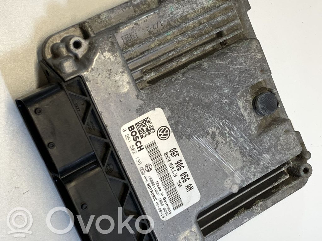Volkswagen PASSAT B6 Engine control unit/module 