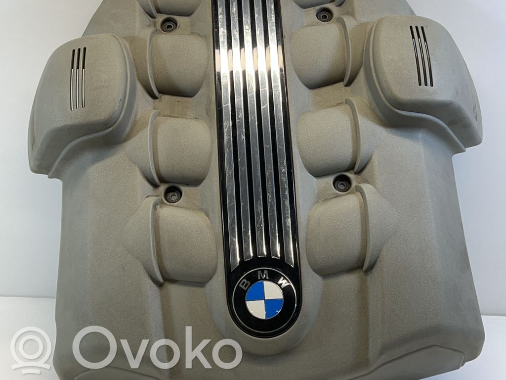 BMW 7 E65 E66 Variklio dangtis (apdaila) 