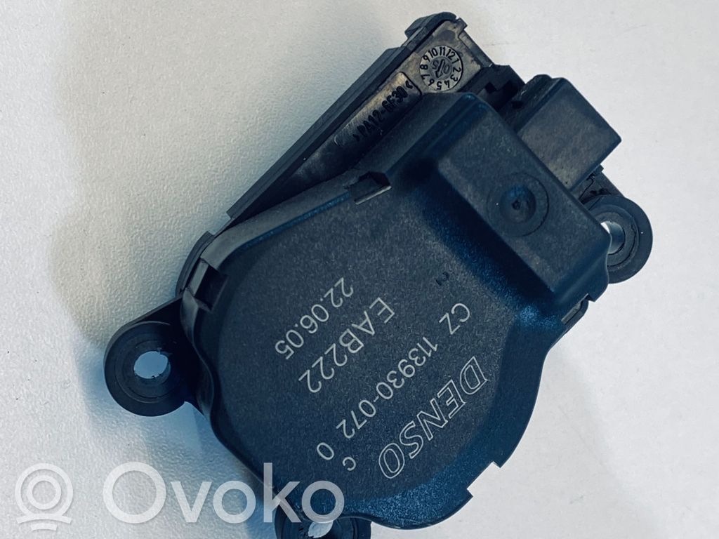 BMW 1 E81 E87 Tuloilmaventtiilin käyttömoottori 