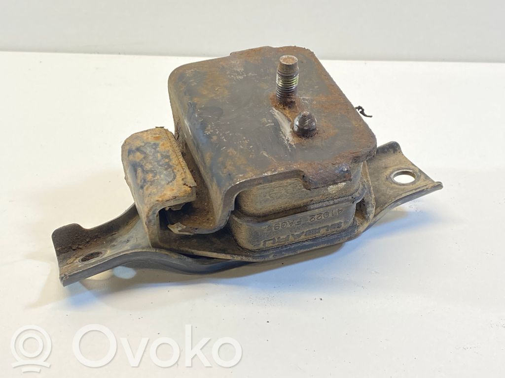 Subaru Forester SG Engine mount bracket 