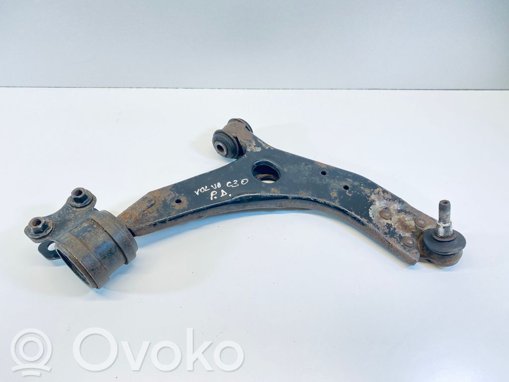 Volvo C30 Front lower control arm/wishbone 