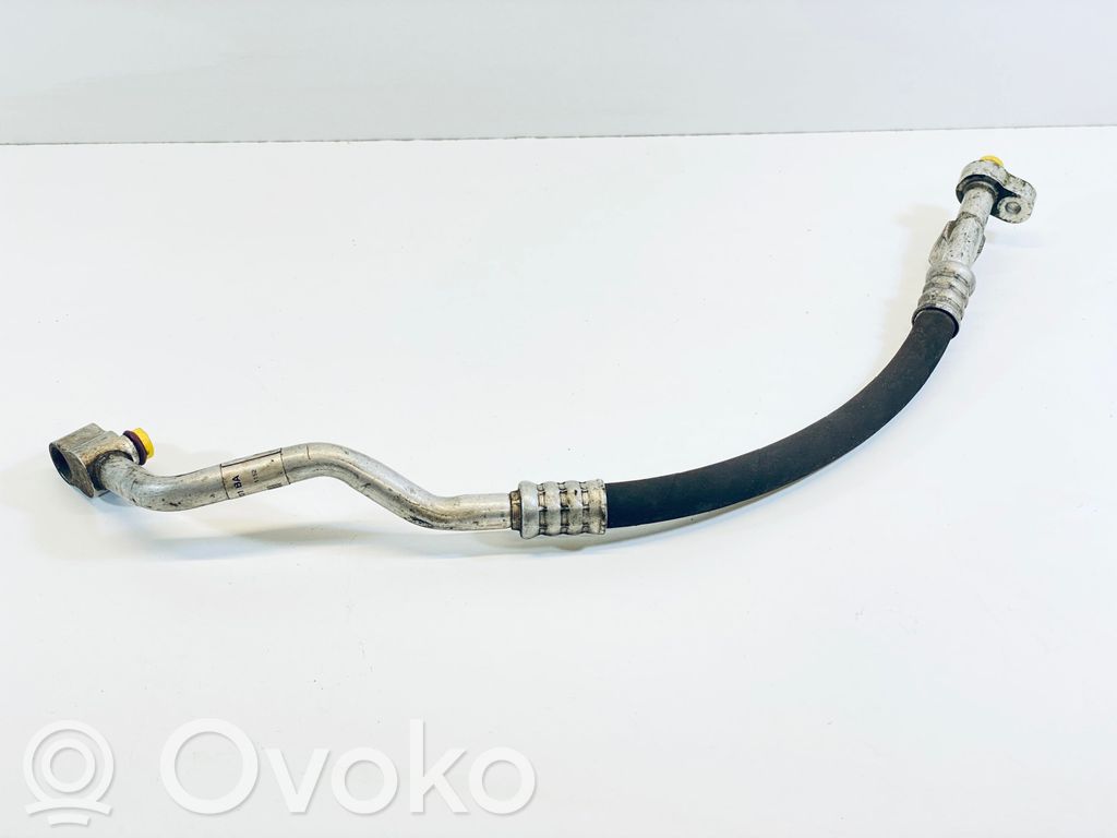 Volkswagen Phaeton Ilmastointilaitteen putki (A/C) 