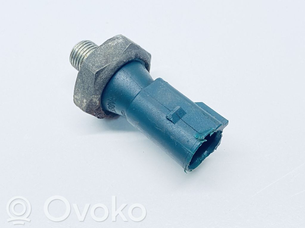 Volkswagen Golf VII Sensore di pressione dell’olio 