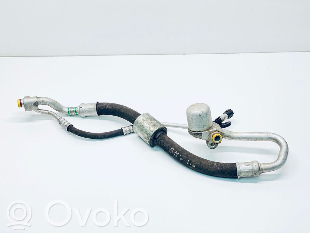 BMW 1 E81 E87 Ilmastointilaitteen putki (A/C) 