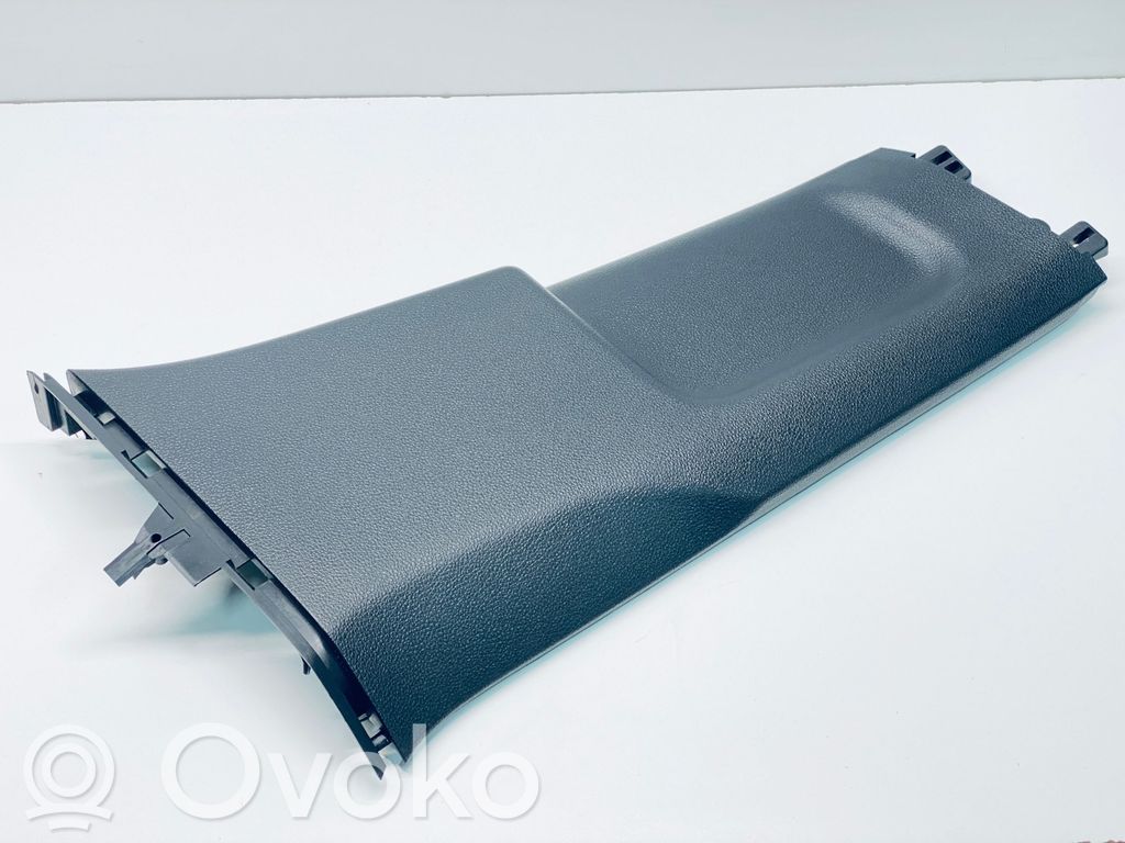 Volkswagen Jetta VI Osłona dolna słupka / B 