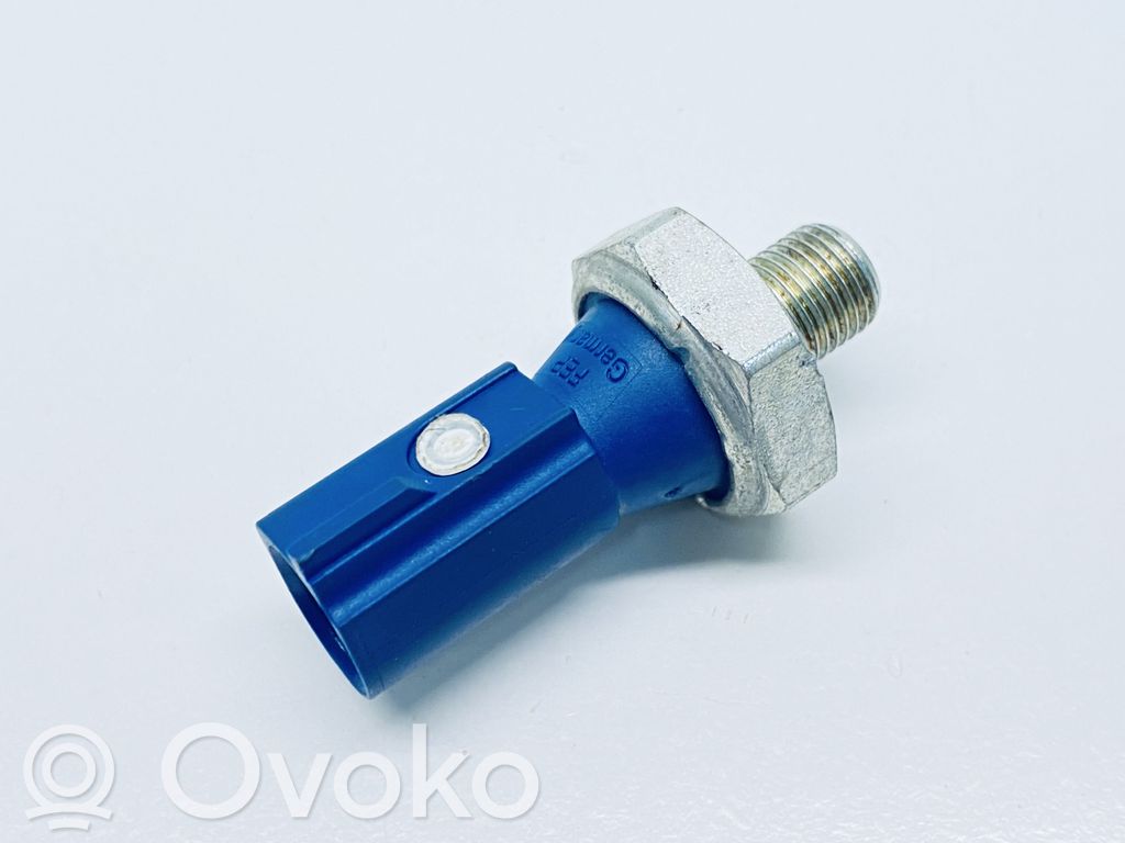 Volkswagen Golf VII Sensor de presión del aceite 