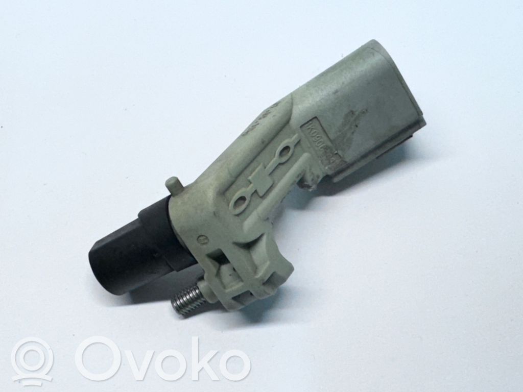 Volkswagen PASSAT B6 Crankshaft position sensor 