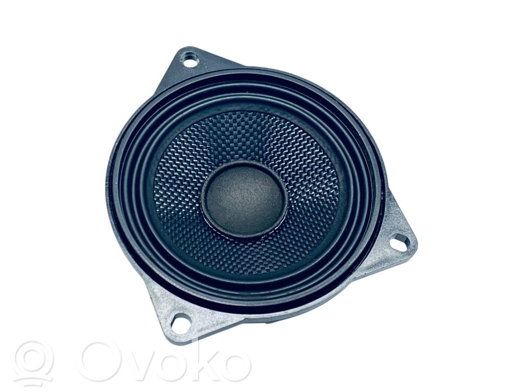 BMW 7 F01 F02 F03 F04 Takaoven kaiutin 