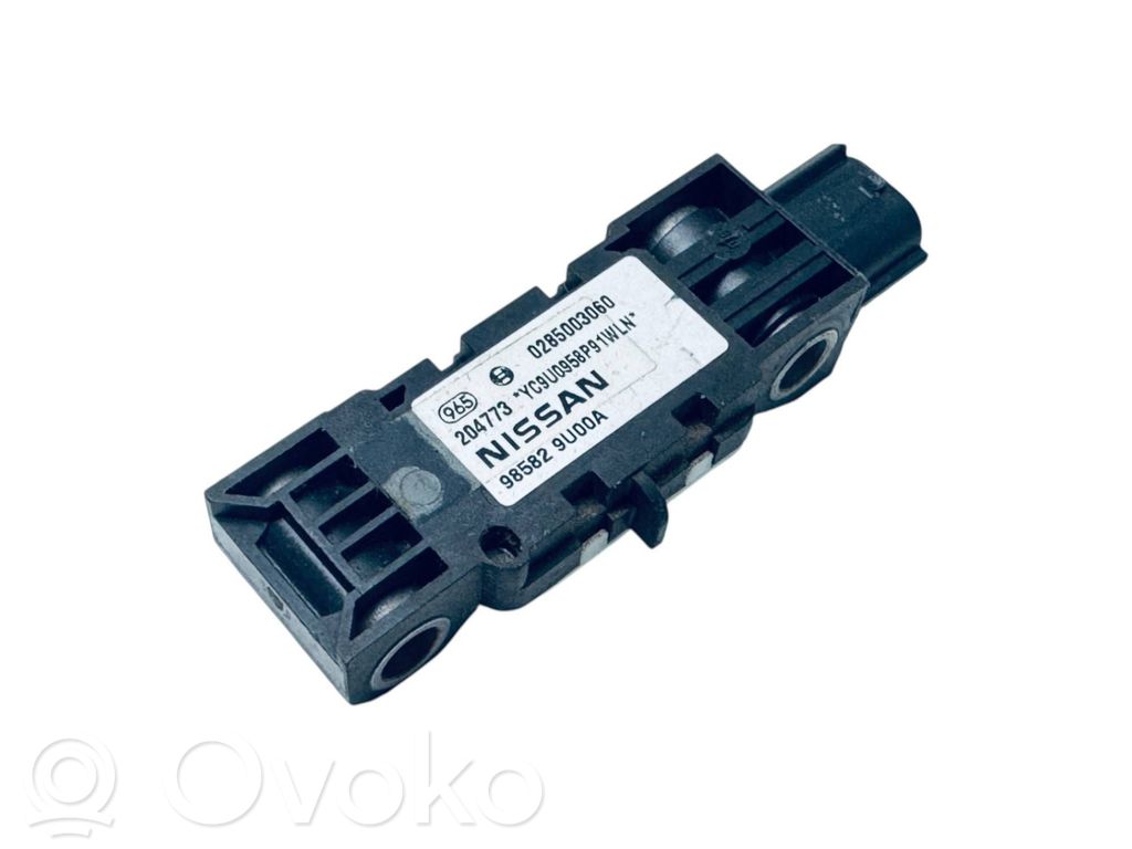 Nissan Note (E11) Airbag deployment crash/impact sensor 