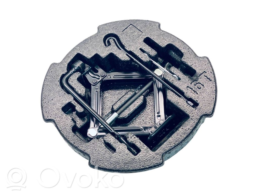KIA Ceed Tool set 