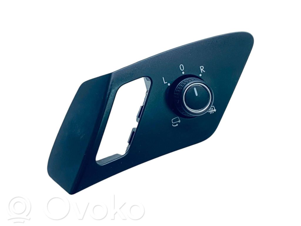 Volkswagen Golf VII Wing mirror switch 