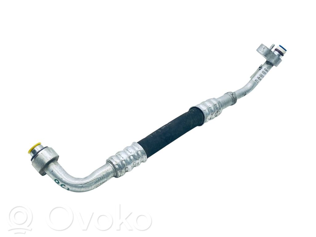 BMW i3 Ilmastointilaitteen putki (A/C) 