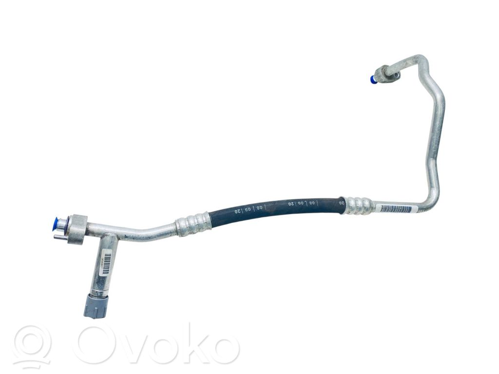 BMW i3 Ilmastointilaitteen putki (A/C) 