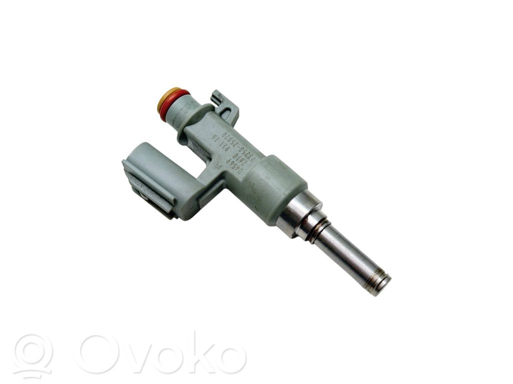Toyota RAV 4 (XA50) Inyector de combustible 
