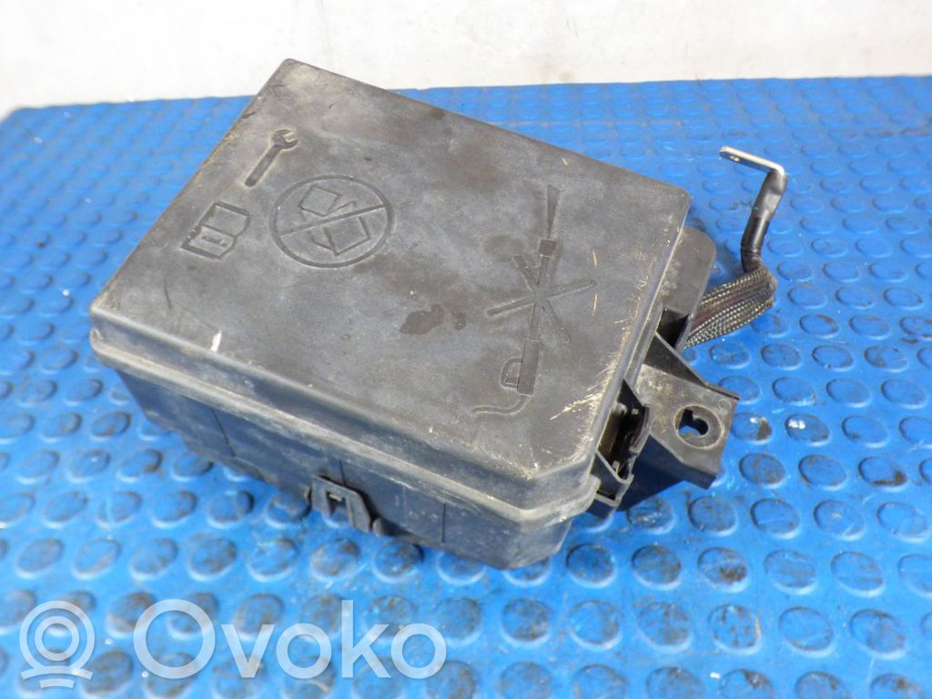 Opel Corsa E Fuse module 