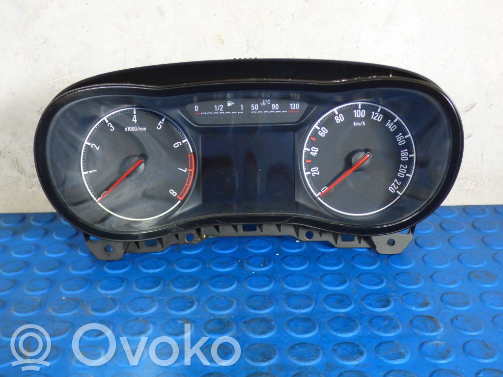 Opel Corsa E Speedometer (instrument cluster) 