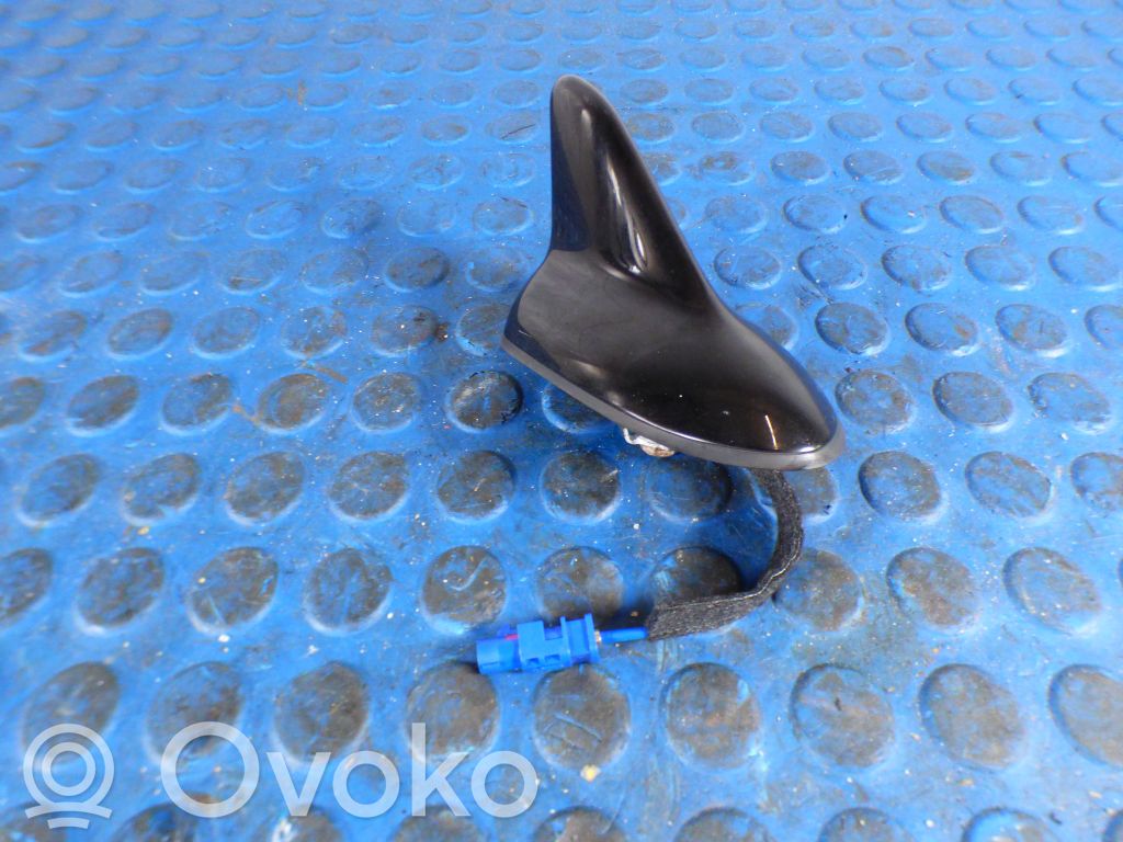 Opel Astra K Radion antenni 