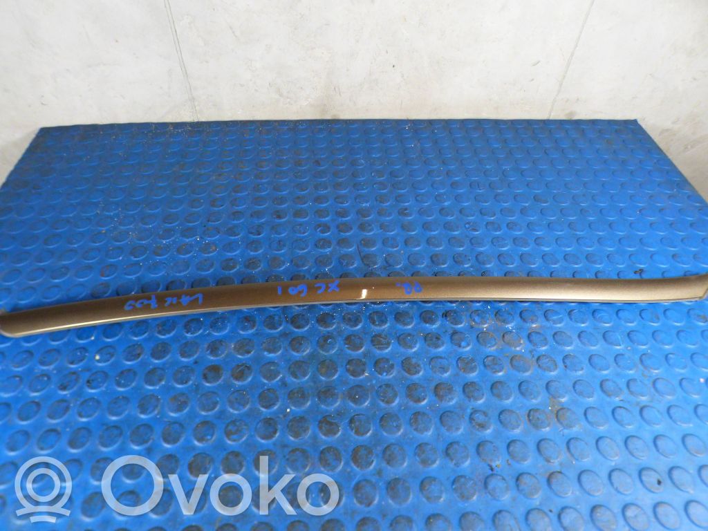 Volvo XC60 Windshield trim 
