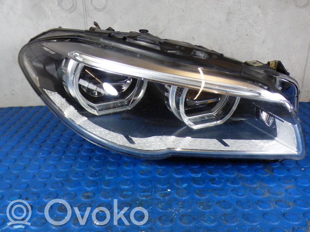 BMW 5 F10 F11 Lampa przednia 