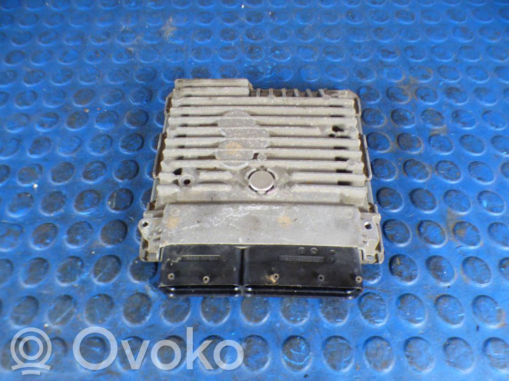 Volkswagen Jetta VI Engine control unit/module 