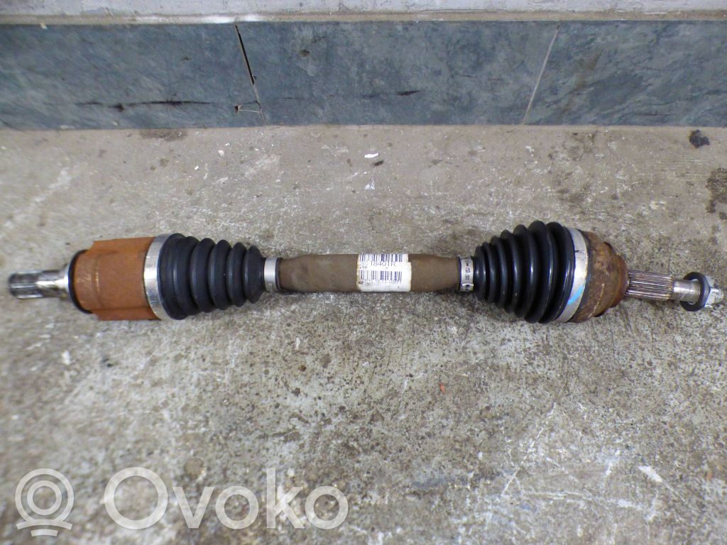 Renault Clio IV Front driveshaft 