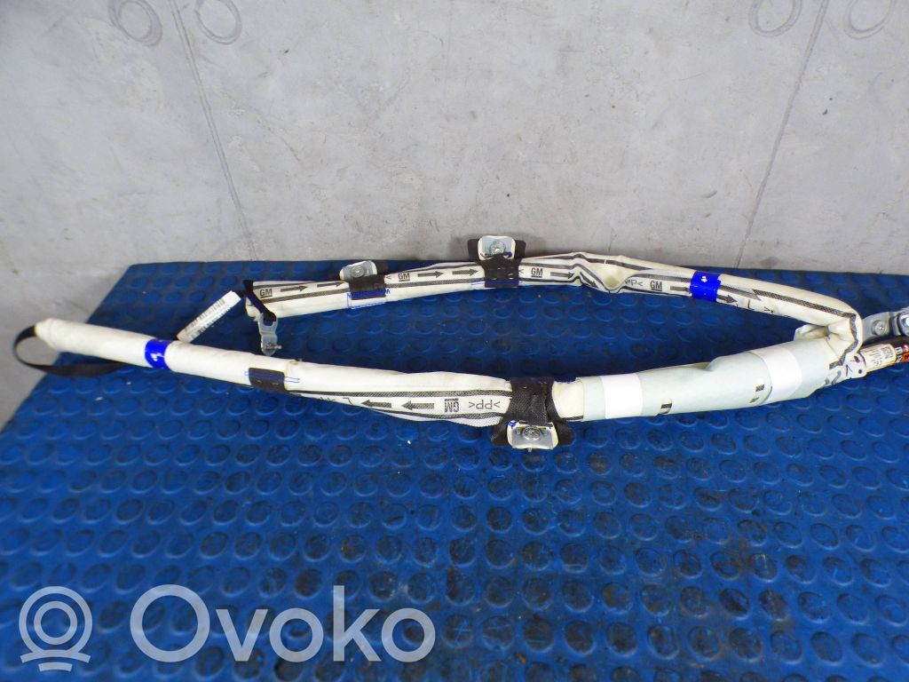 Opel Corsa E Kattoturvatyyny 