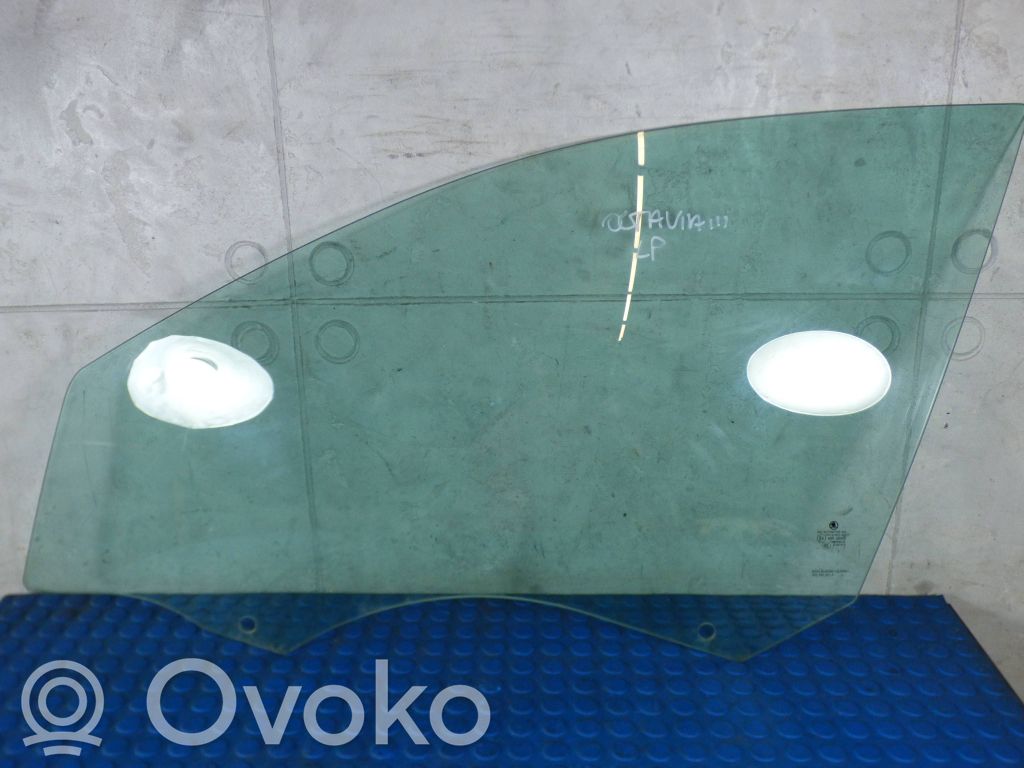 Szyba drzwi przednich   CART5E0845201A,5E0845201A,DOT24M25AS2,43R00049