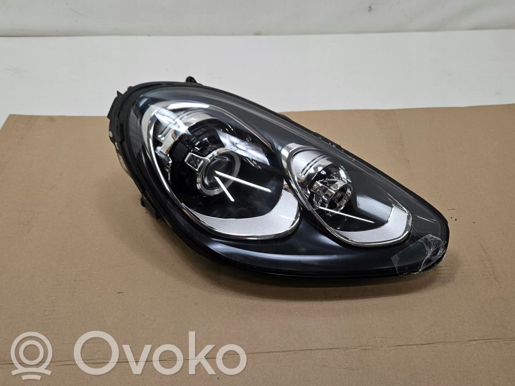Porsche Cayenne (92A) Faro/fanale 