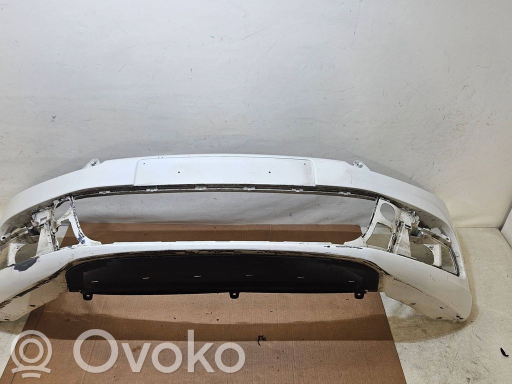 Volkswagen Scirocco Front bumper 