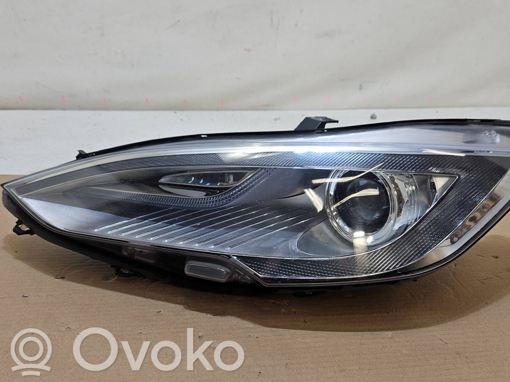 Tesla Model S Priekinis žibintas 
