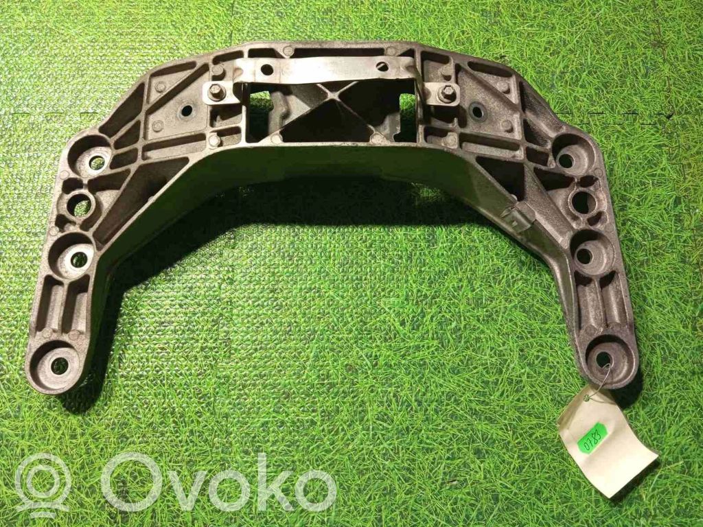BMW M5 Gearbox mounting bracket 