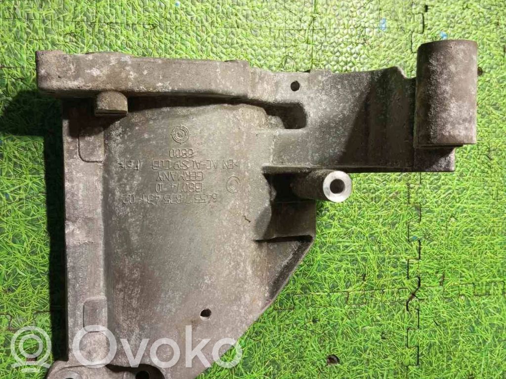 BMW 6 E63 E64 Ohjaustehostimen pumpun kannake 