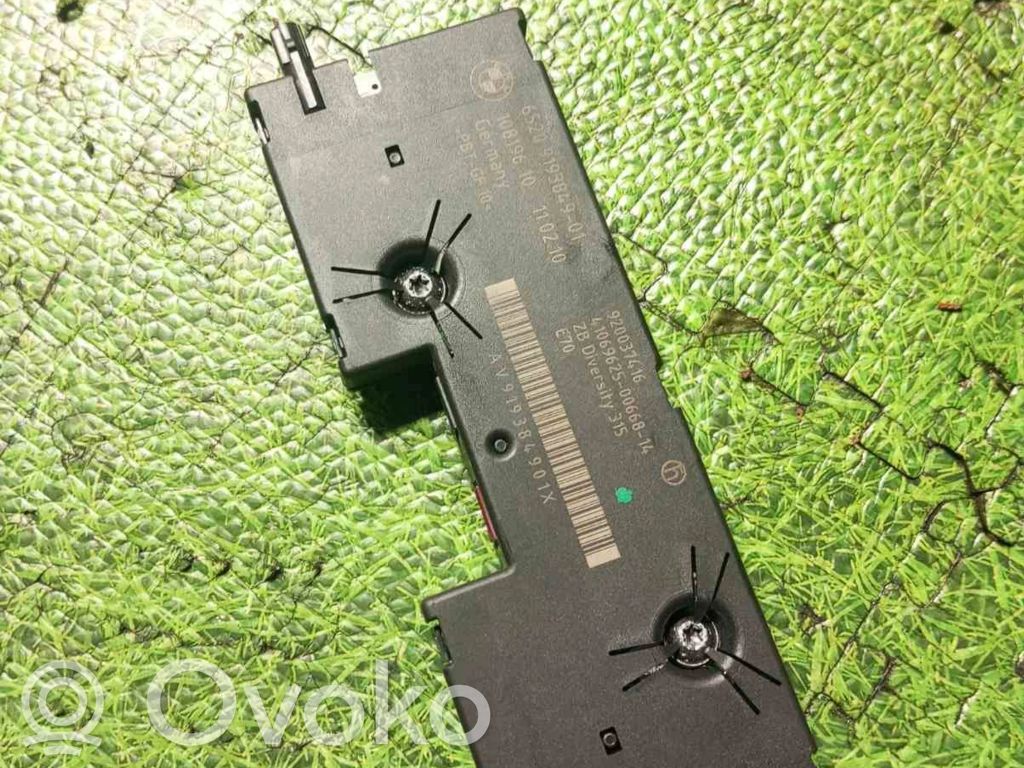 BMW X5M E70 Antenos stiprintuvas 