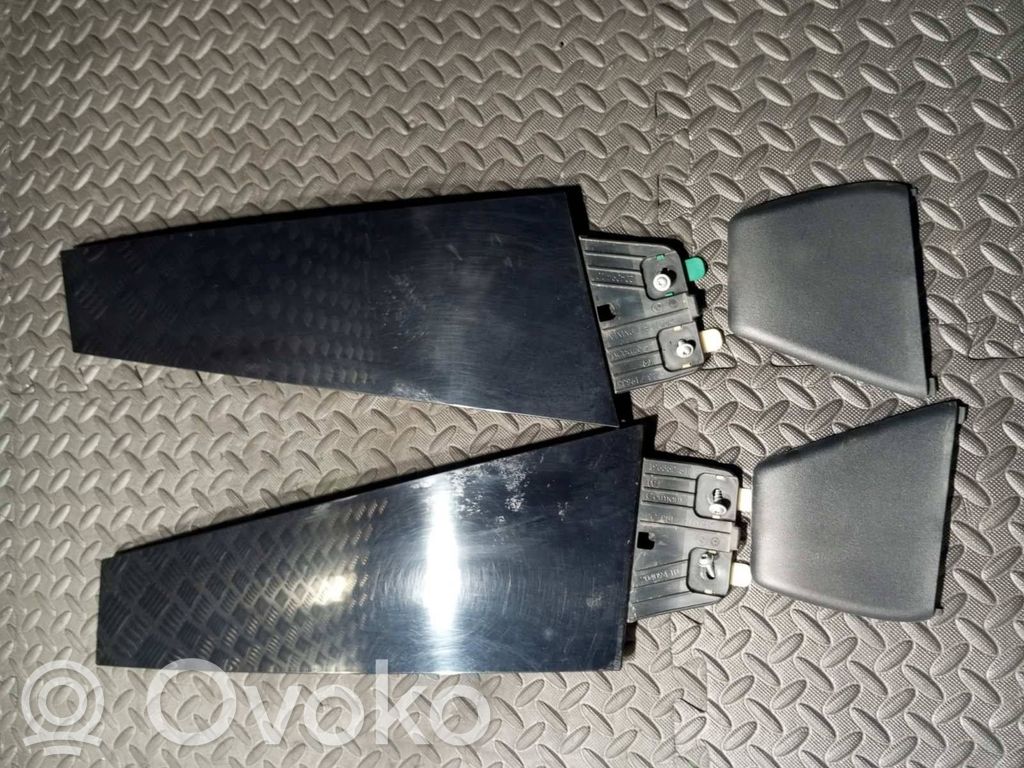 BMW 5 GT F07 Inne elementy wykończeniowe drzwi przednich 