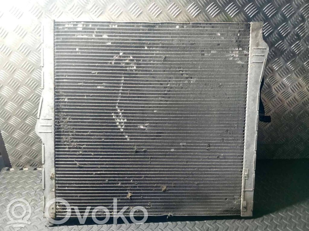 BMW X5 E70 Coolant radiator 