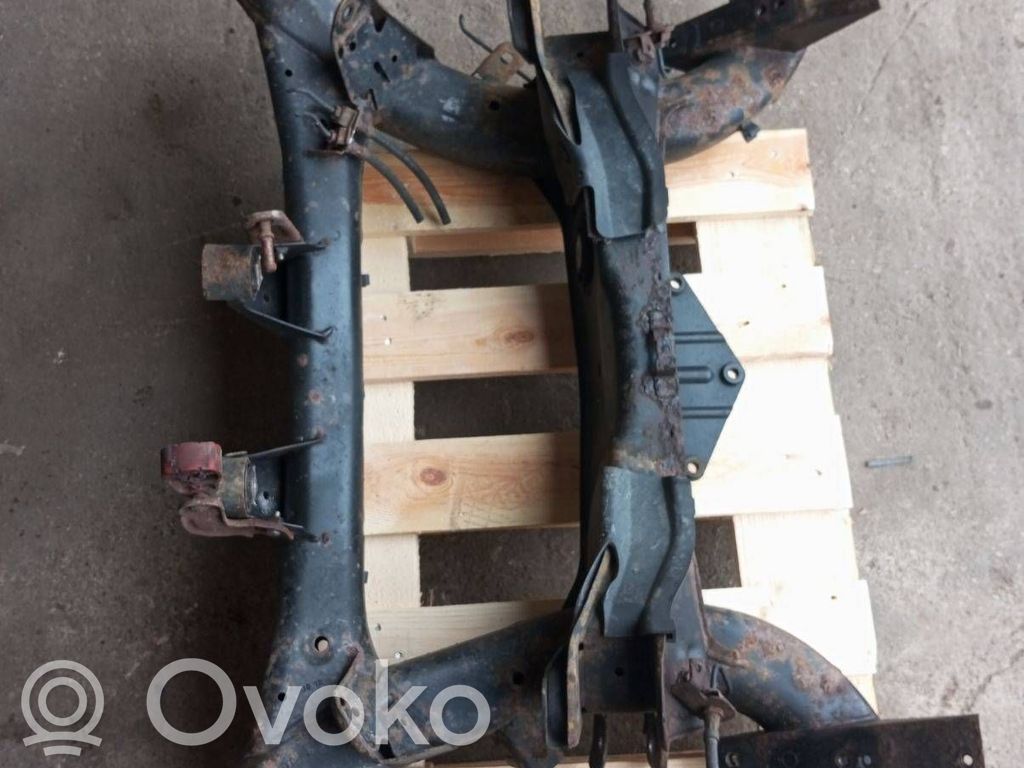 Taka-apurunko   6772102,136650