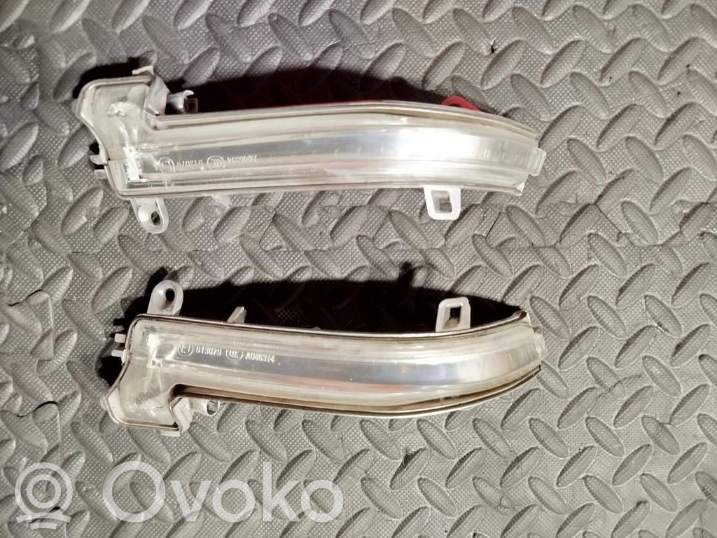 BMW 3 F30 F35 F31 Semnalizator pe oglindă 