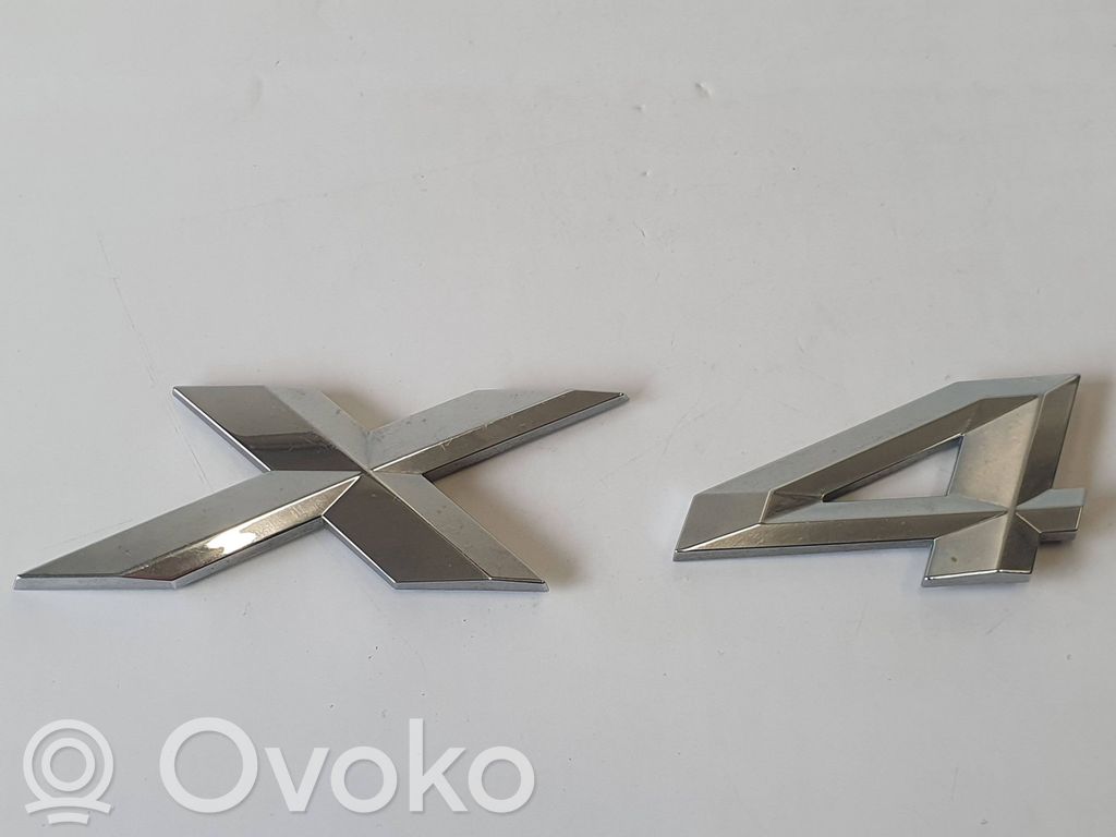 BMW X4 G02 Emblemat / Znaczek tylny / Litery modelu 