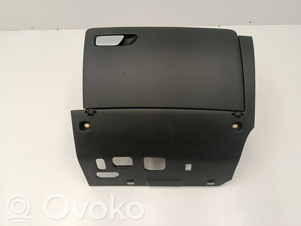 Audi A3 S3 8V Juego guantera 