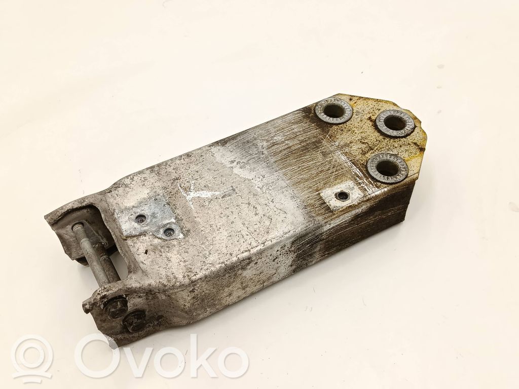 BMW 5 F10 F11 Odbój / Amortyzator zderzaka przedniego 