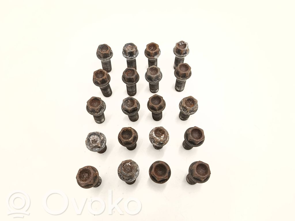 BMW 3 F30 F35 F31 Tuercas/tornillos 