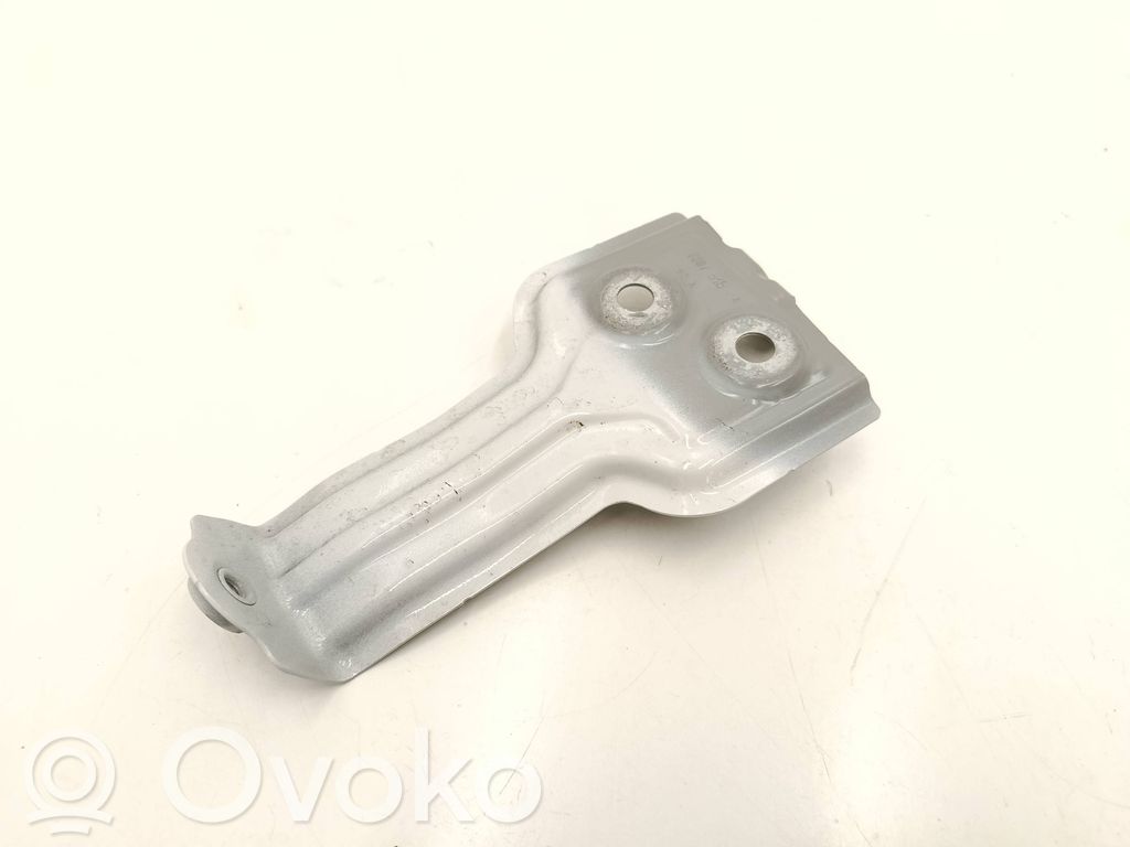 BMW X3 G01 Fender mounting bracket 