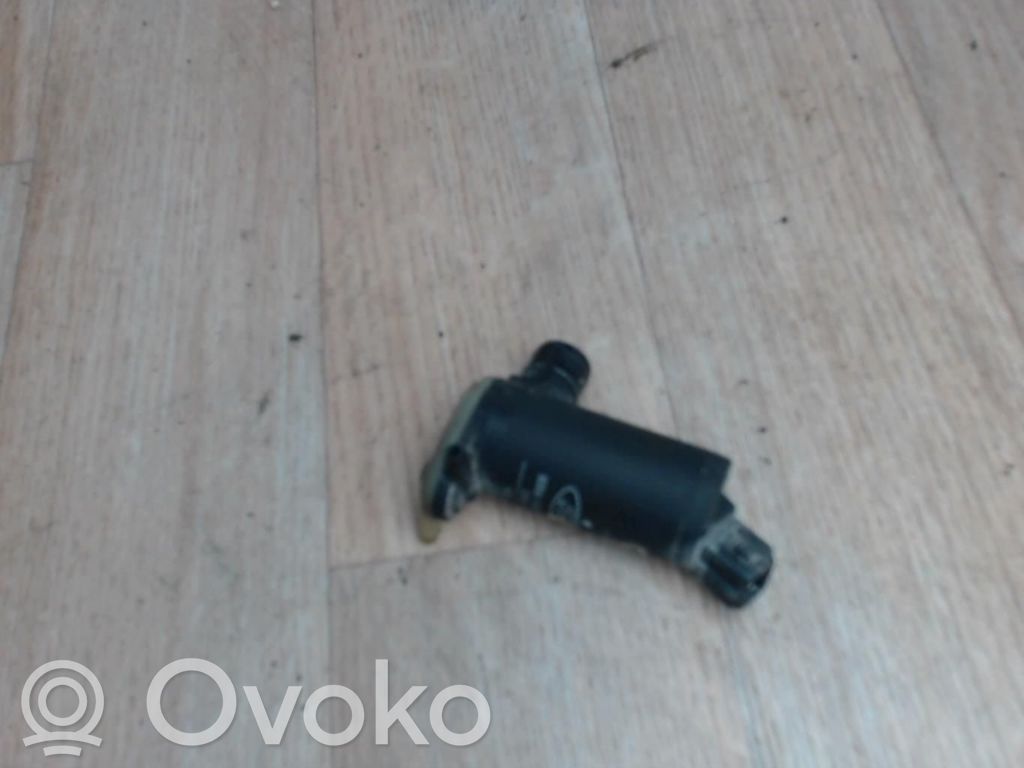 Windscreen/windshield washer pump   7003178,7003178