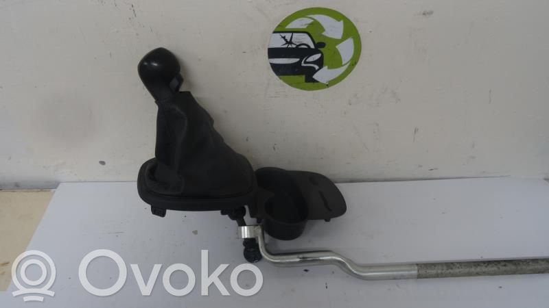 Gear shift rod