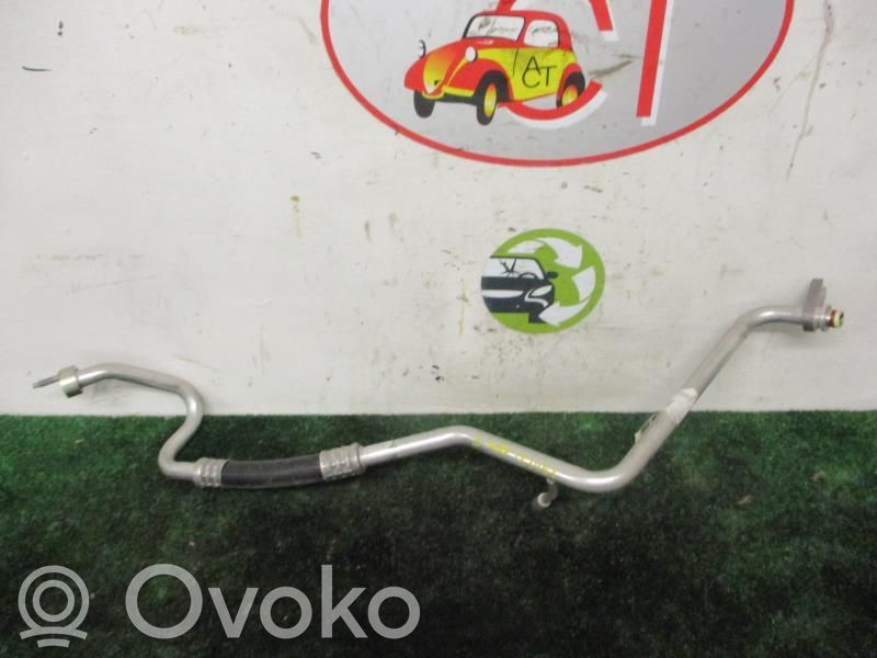 Ilmastointilaitteen putki (A/C)